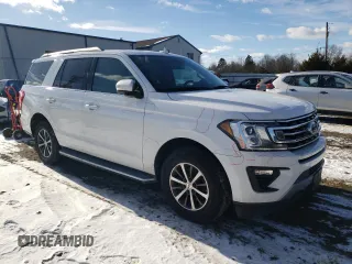 2018 Ford Expedition XLT with VIN 1FMJU1JTXJEA48032, listed as a Copart auction lot 41495425 with Not provided miles and Salvage title. Bid and sale history available at DreamBid. Image 4.