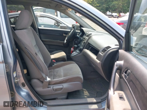 2008 Honda CR-V EX z VIN 3CZRE38588G704099, wystawiony jako IAAI lot #42362587 z przebiegiem 272 019 mil mil oraz . Historia ofert i sprzedaży dostępna na DreamBid. Obrazek 5.