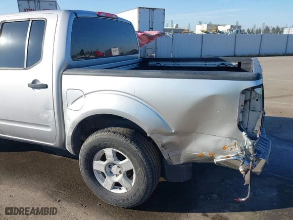 2005 Nissan Frontier 4WD SE with VIN 1N6AD07W65C461211, listed as a IAAI auction lot 41844232 with 178,040 mi miles. Bid and sale history available at carsss.com. Image 6.