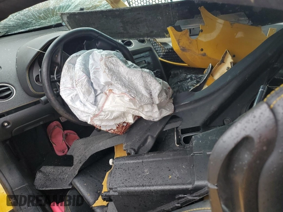 2004 Lamborghini Gallardo z VIN ZHWGU11S34LA01652, wystawiony jako Copart lot #49695214 z przebiegiem Nie podano mil oraz Szkoda całkowita • Salvage title. Historia ofert i sprzedaży dostępna na DreamBid. Obrazek 8.