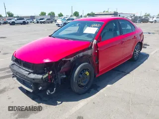 2016 Volkswagen Jetta Sport с VIN 3VWD17AJ0GM275032, выставлен на аукционе IAAI как лот 42392336 с пробегом 68 473 миль миль и . История ставок и продаж доступна на DreamBid. Изображение 6.