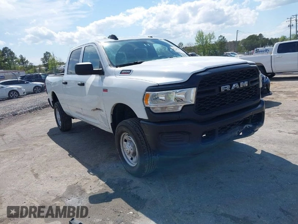 2022 Ram 2500 Tradesman with VIN 3C6UR5CJ6NG203221, listed as a IAAI auction lot 42005686 with 132,446 mi miles. Bid and sale history available at carsss.com. Image 1.