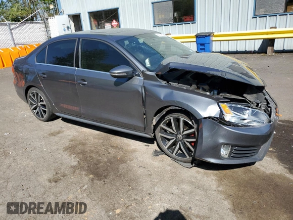2012 Volkswagen Jetta GLI Autobahn с VIN 3VW5A7AJ6CM017046, выставлен на аукционе Copart как лот 54097865 с пробегом 94 844 миль миль и Списание • Salvage title. История ставок и продаж доступна на DreamBid. Изображение 4.