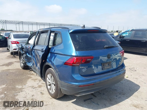 2020 Volkswagen Tiguan S с VIN 3VV1B7AX2LM143439, выставлен на аукционе IAAI как лот 42366409 с пробегом Не указан миль и . История ставок и продаж доступна на DreamBid. Изображение 3.