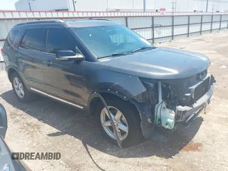 2018 Ford Explorer XLT z VIN 1FM5K7D81JGC40820, wystawiony jako IAAI lot #42357205 z przebiegiem 95 036 mil mil oraz . Historia ofert i sprzedaży dostępna na DreamBid. Obrazek 1.