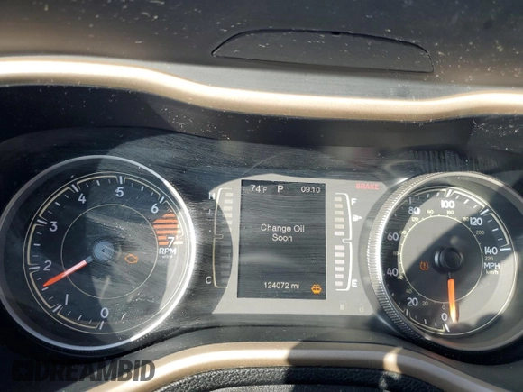 2018 Jeep Cherokee Latitude Tech Connect with VIN 1C4PJMCB9JD541087, listed as a Copart auction lot 86694734 with 124,072 mi miles and Non Repairable. Bid and sale history available at carsss.com. Image 9.