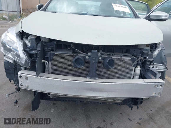 2013 Nissan Altima SV with VIN 1N4AL3AP3DN495947, listed as a IAAI auction lot 42118030 with 155,359 mi miles and . Bid and sale history available at carsss.com. Image 6.