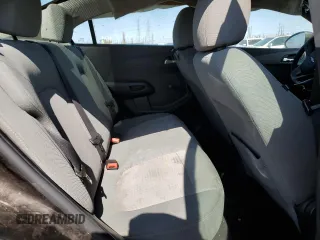 2014 Chevrolet Sonic LS z VIN 1G1JA5SH0E4131777, wystawiony jako Copart lot #65558225 z przebiegiem 136 704 mil mil oraz Szkoda całkowita • Salvage title. Historia ofert i sprzedaży dostępna na DreamBid. Obrazek 10.