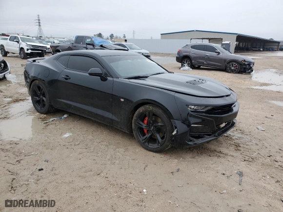 2022 Chevrolet Camaro 2SS with VIN 1G1FH1R70N0125489, listed as a Copart auction lot 45910115 with 28,270 mi miles and Salvage Title. Bid and sale history available at carsss.com. Image 4.