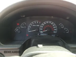 2002 Ford Explorer XLS z VIN 1FMZU62E72ZA30291, wystawiony jako Copart lot #62201135 z przebiegiem Nie podano mil oraz Szkoda całkowita • Salvage title. Historia ofert i sprzedaży dostępna na DreamBid. Obrazek 9.