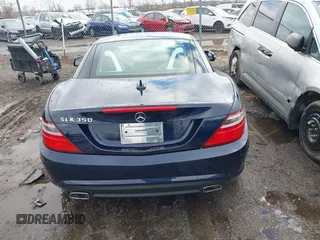 2014 Mercedes-Benz SLK 350 z VIN WDDPK5HA9EF065958, wystawiony jako IAAI lot #41474434 z przebiegiem 21 653 mil mil oraz . Historia ofert i sprzedaży dostępna na DreamBid. Obrazek 16.