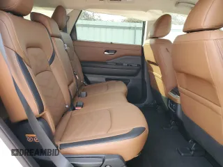 2024 Nissan Pathfinder Platinum with VIN 5N1DR3DG8RC273758, listed as a Copart auction lot 86191004 with 3,897 mi miles and Salvage Title. Bid and sale history available at carsss.com. Image 11.
