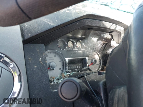 2010 Ford Super Duty F-250 SRW XL with VIN 1FTSW2BR3AEA55870, listed as a IAAI auction lot 41475048 with 1 mi miles. Bid and sale history available at carsss.com. Image 7.
