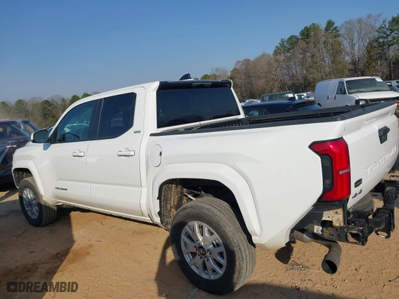 2024 Toyota Tacoma 4WD SR5 with VIN 3TMLB5JN2RM029041, listed as a IAAI auction lot 41779530 with 7,663 mi miles. Bid and sale history available at carsss.com. Image 14.