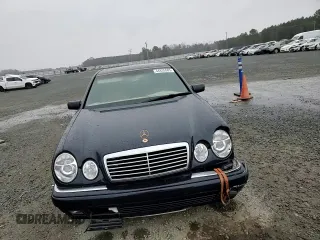 1997 Mercedes-Benz E-Class with VIN WDBJF55FXVJ027722, listed as a Copart auction lot 44835585 with 0 mi miles and Salvage Title. Bid and sale history available at carsss.com. Image 10.