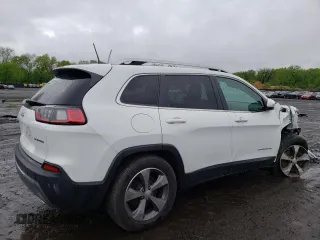 2019 Jeep Cherokee Limited z VIN 1C4PJMDX4KD336966, wystawiony jako Copart lot #55577615 z przebiegiem 83 815 mil mil oraz Szkoda całkowita • Salvage title. Historia ofert i sprzedaży dostępna na DreamBid. Obrazek 3.