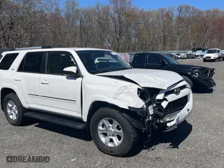 2019 Toyota 4Runner SR5 with VIN JTEBU5JR3K5683305, listed as a Copart auction lot 53866845 with 50,827 mi miles and Salvage Title. Bid and sale history available at carsss.com. Image 1.