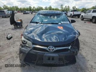 2017 Toyota Camry XLE z VIN 4T1BF1FKXHU295954, wystawiony jako Copart lot #56345095 z przebiegiem 41 672 mil mil oraz Szkoda całkowita • Salvage title. Historia ofert i sprzedaży dostępna na DreamBid. Obrazek 5.