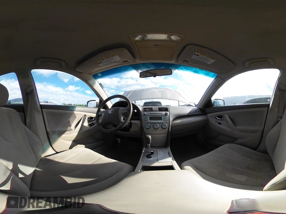 2007 Toyota Camry CE z VIN 4T1BE46K07U048199, wystawiony jako IAAI lot #42188393 z przebiegiem 166 614 mil mil oraz . Historia ofert i sprzedaży dostępna na DreamBid. Obrazek 18.