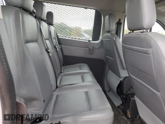 2019 Ford Transit Passenger XL z VIN 1FMZK1ZM4KKA40422, wystawiony jako Copart lot #79020804 z przebiegiem 207 637 mil mil oraz Czysty tytuł • Clean title. Historia ofert i sprzedaży dostępna na DreamBid. Obrazek 11.