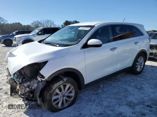 2020 Kia Sorento LX with VIN 5XYPG4A3XLG711889, listed as a Copart auction lot 49222015 with 23,435 mi miles and Salvage Title. Bid and sale history available at carsss.com. Image 1.