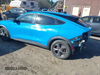 2023 Ford Mustang Mach-E Select z VIN 3FMTK1SS3PMA28535, wystawiony jako IAAI lot #42127075 z przebiegiem 28 092 mil mil oraz . Historia ofert i sprzedaży dostępna na DreamBid. Obrazek 3.