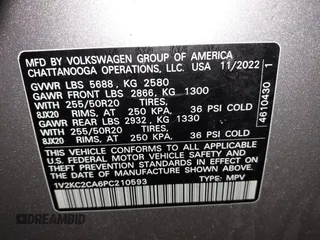 2023 Volkswagen Atlas SE z VIN 1V2KC2CA6PC210593, wystawiony jako IAAI lot #41957633 z przebiegiem 34 801 mil mil oraz . Historia ofert i sprzedaży dostępna na DreamBid. Obrazek 9.