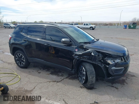 2020 Jeep Compass Trailhawk with VIN 3C4NJDDB7LT129673, listed as a IAAI auction lot 41811055 with 30,106 mi miles and . Bid and sale history available at carsss.com. Image 13.
