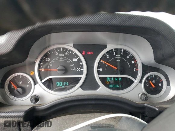 2009 Jeep Wrangler Unlimited Rubicon with VIN 1J8GA69169L731787, listed as a Copart auction lot 44604125 with 180,861 mi miles and Salvage title. Bid and sale history available at DreamBid. Image 9.