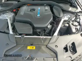 2019 BMW 5 Series 530e xDrive с VIN WBAJB1C55KB375382, выставлен на аукционе Copart как лот 71684375 с пробегом 78 126 миль миль и Списание • Salvage title. История ставок и продаж доступна на DreamBid. Изображение 13.