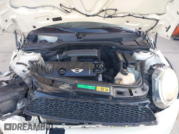 2011 MINI Hardtop with VIN WMWSU3C5XBT095591, listed as a IAAI auction lot 42366393 with 99,092 mi miles and . Bid and sale history available at DreamBid. Image 10.