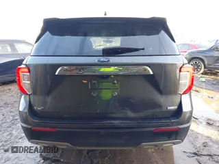 2020 Ford Explorer XLT z VIN 1FMSK8DH3LGC08642, wystawiony jako IAAI lot #41615418 z przebiegiem 50 166 mil mil oraz . Historia ofert i sprzedaży dostępna na DreamBid. Obrazek 17.