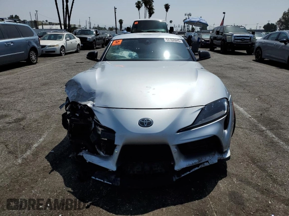 2022 Toyota Supra 3.0 with VIN WZ1DB0C06NW046204, listed as a Copart auction lot 58162645 with Not provided miles and Salvage title. Bid and sale history available at DreamBid. Image 5.