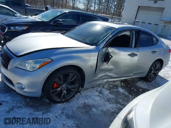 2013 Infiniti M z VIN JN1BY1AR6DM602407, wystawiony jako IAAI lot #41617455 z przebiegiem 99 195 mil mil oraz . Historia ofert i sprzedaży dostępna na DreamBid. Obrazek 14.