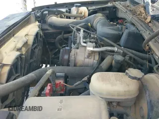 2005 Chevrolet Silverado 1500 Work Truck с VIN 1GCEC19XX5Z308377, выставлен на аукционе IAAI как лот 43256280 с пробегом Не указан миль и . История ставок и продаж доступна на DreamBid. Изображение 13.