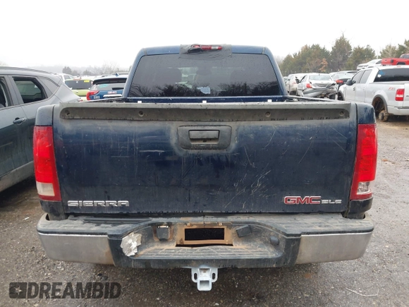 2008 GMC Sierra 1500 SLT z VIN 2GTEC13J981221636, wystawiony jako IAAI lot #41439873 z przebiegiem 260 584 mil mil oraz . Historia ofert i sprzedaży dostępna na DreamBid. Obrazek 16.