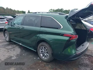 2022 Toyota Sienna XLE with VIN 5TDYSKFC1NS043177, listed as a IAAI auction lot 42495390 with 33,908 mi miles and . Bid and sale history available at DreamBid. Image 3.