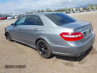 2013 Mercedes-Benz E 400 Sport with VIN WDDHF9FB6DA741371, listed as a IAAI auction lot 42141161 with 208,676 mi miles and . Bid and sale history available at carsss.com. Image 3.