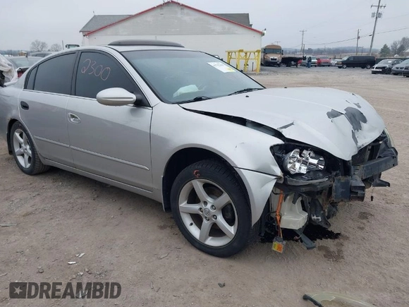 2005 Nissan Altima SE with VIN 1N4BL11E65C133566, listed as a IAAI auction lot 41792300 with 169,733 mi miles. Bid and sale history available at carsss.com. Image 1.