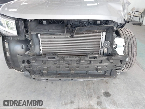 2021 Volkswagen Atlas SEL с VIN 1V2EE2CA9MC216892, выставлен на аукционе IAAI как лот 39943648 с пробегом 54 920 миль миль и . История ставок и продаж доступна на DreamBid. Изображение 18.