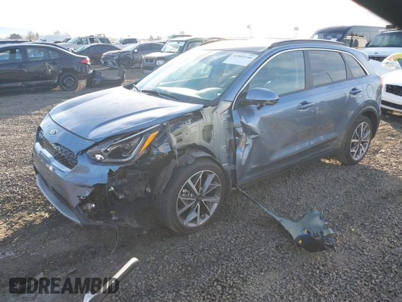 2021 Kia Niro Touring with VIN KNDCC3LC8M5480860, listed as a IAAI auction lot 41885146 with 39,677 mi miles. Bid and sale history available at carsss.com. Image 2.
