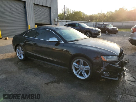2012 Audi S5 Premium Plus z VIN WAUCVAFR2CA017629, wystawiony jako Copart lot #52552015 z przebiegiem 139 330 mil mil oraz Szkoda całkowita • Salvage title. Historia ofert i sprzedaży dostępna na DreamBid. Obrazek 4.
