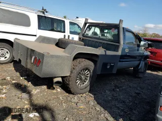 1996 Dodge 2500 with VIN 1B7KF26C1TS664899, listed as a Copart auction lot 73709724 with 200,525 mi miles and Salvage Title. Bid and sale history available at carsss.com. Image 3.