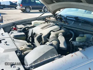 2003 Lincoln Town Car Executive with VIN 1LNHM81W43Y611398, listed as a IAAI auction lot 43116337 with 187,171 mi miles and . Bid and sale history available at DreamBid. Image 15.