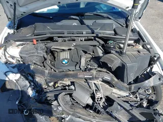 2011 BMW 3 Series 328i xDrive с VIN WBAPK5C53BA661805, выставлен на аукционе IAAI как лот 42299271 с пробегом 129 701 миль миль и . История ставок и продаж доступна на DreamBid. Изображение 10.
