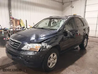 2008 Kia Sorento LX with VIN KNDJC735985791185, listed as a IAAI auction lot 41275825 with 168,067 mi miles. Bid and sale history available at carsss.com. Image 6.