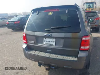 2011 Ford Escape XLT с VIN 1FMCU9D78BKC39019, выставлен на аукционе IAAI как лот 41903813 с пробегом 226 401 миль миль и . История ставок и продаж доступна на DreamBid. Изображение 16.
