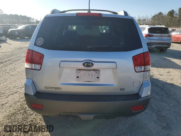 2009 Kia Borrego LX with VIN KNDJH741895036558, listed as a Copart auction lot 45978605 with 118,256 mi miles and Clean Title. Bid and sale history available at DreamBid. Image 6.