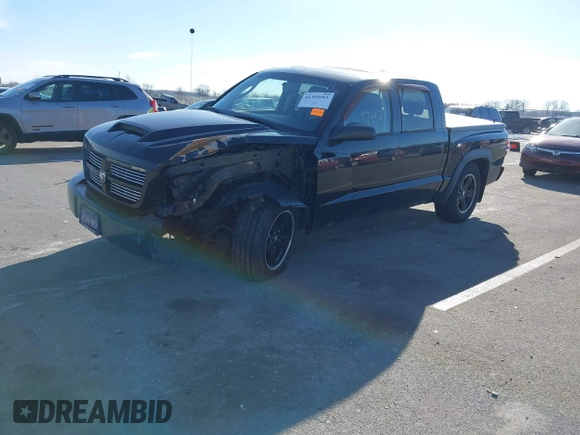 2008 Dodge Dakota с VIN 1D7HW68N98S577331, выставлен на аукционе IAAI как лот 41394561 с пробегом 178 670 миль миль и . История ставок и продаж доступна на DreamBid. Изображение 19.