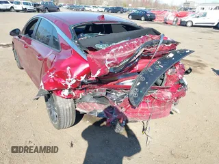 2022 Kia K5 GT-Line z VIN 5XXG64J22NG150511, wystawiony jako IAAI lot #42062735 z przebiegiem 32 223 mil mil oraz . Historia ofert i sprzedaży dostępna na DreamBid. Obrazek 17.